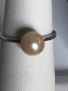 1.5 - Pearl Ring Size 5