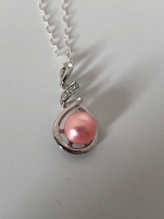 1.3 - Pearl Pendant - Curly with Light Pink Pearl