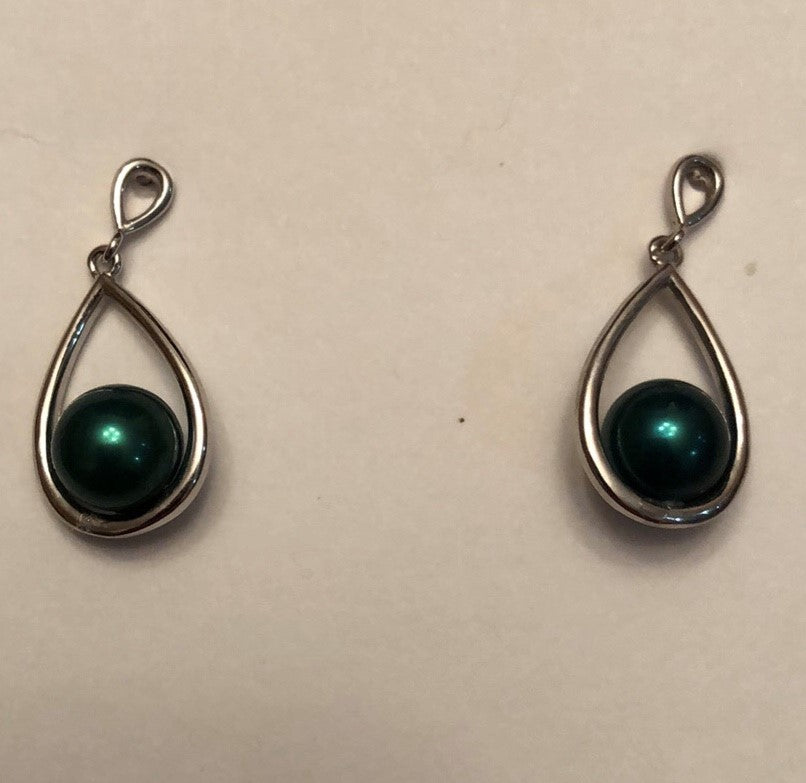 1 - Earrings - Dangle Dark Green Pearl