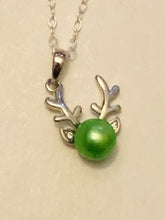 Load image into Gallery viewer, 1.4 - Pearl Pendant - Reindeer Set - Peridot Green Color Pearls