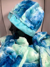 Load image into Gallery viewer, 4.5 - Minky  Hat and Scarf Set Blue Glow